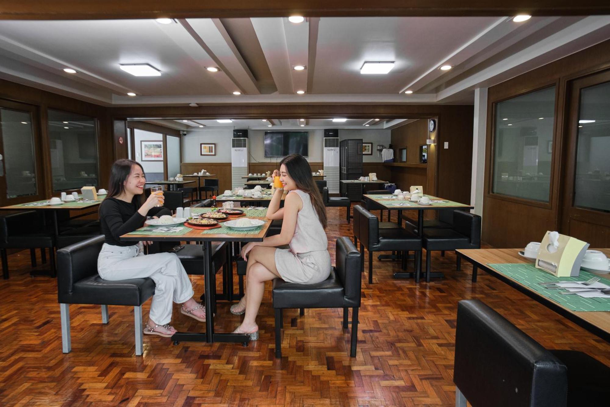 Tropicana Suites - Multiple Use Hotel Manila Exterior foto