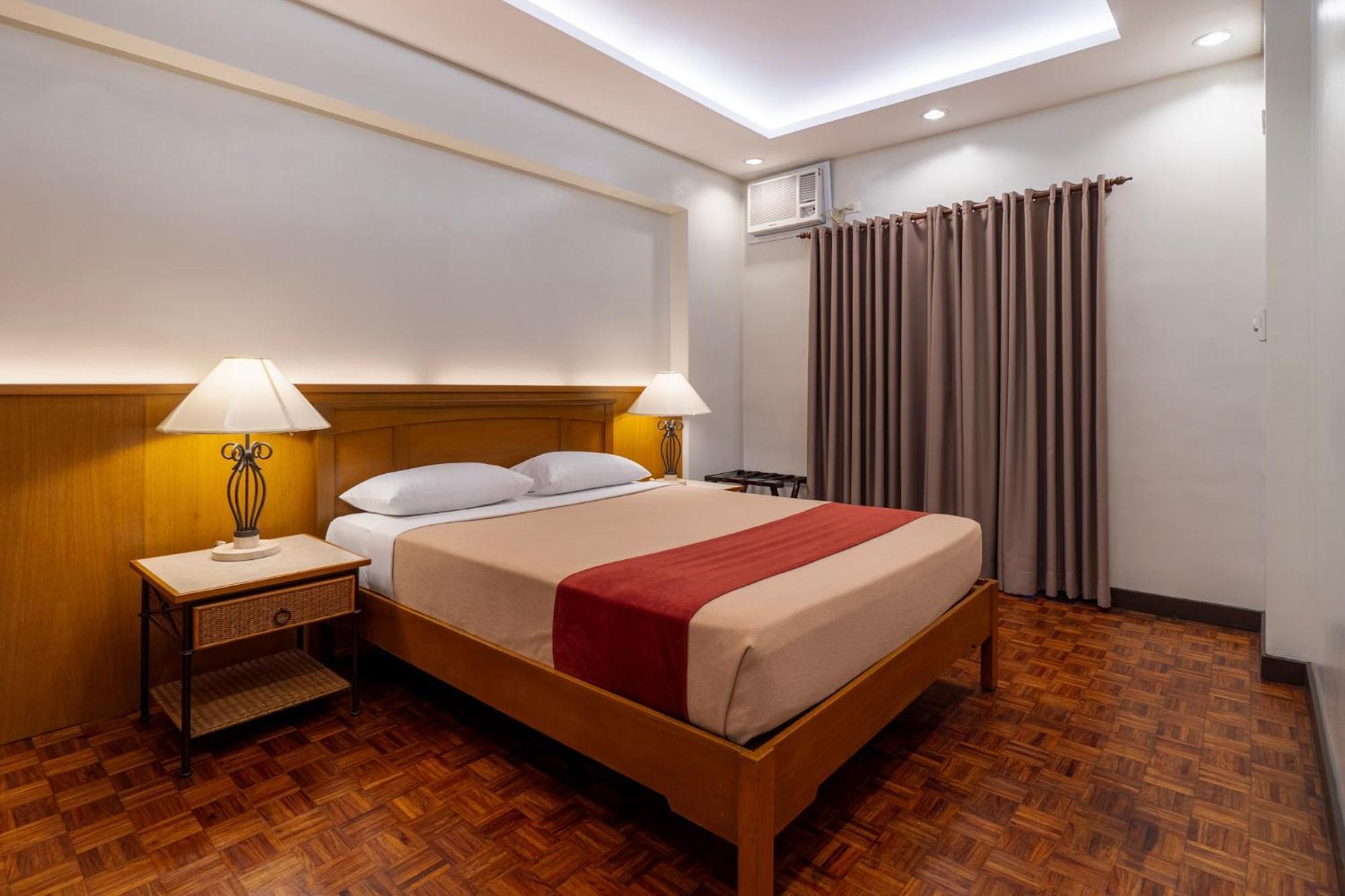 Tropicana Suites - Multiple Use Hotel Manila Exterior foto